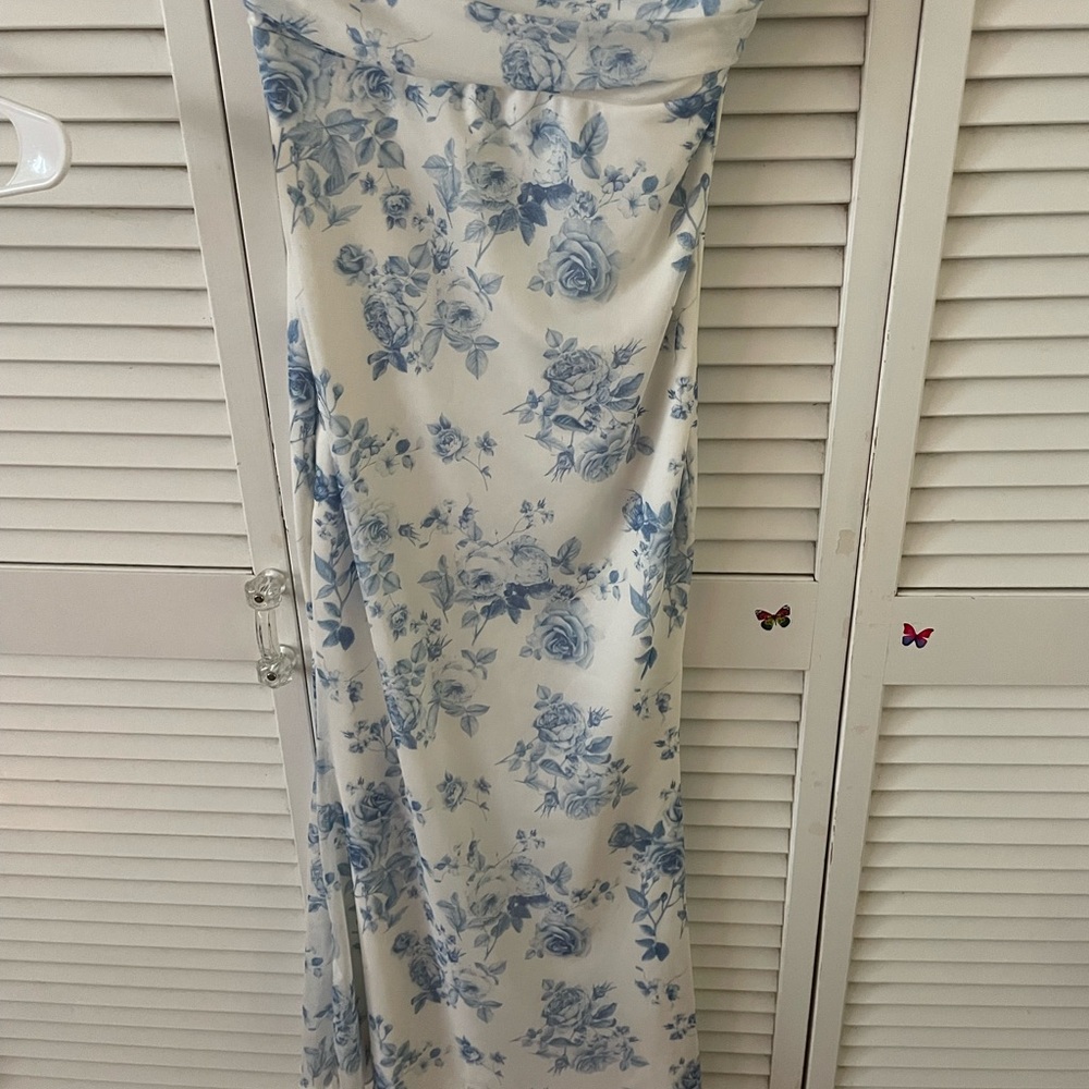 SHEIN Blue Floral Maxi Dress